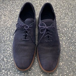 Men’s shoes